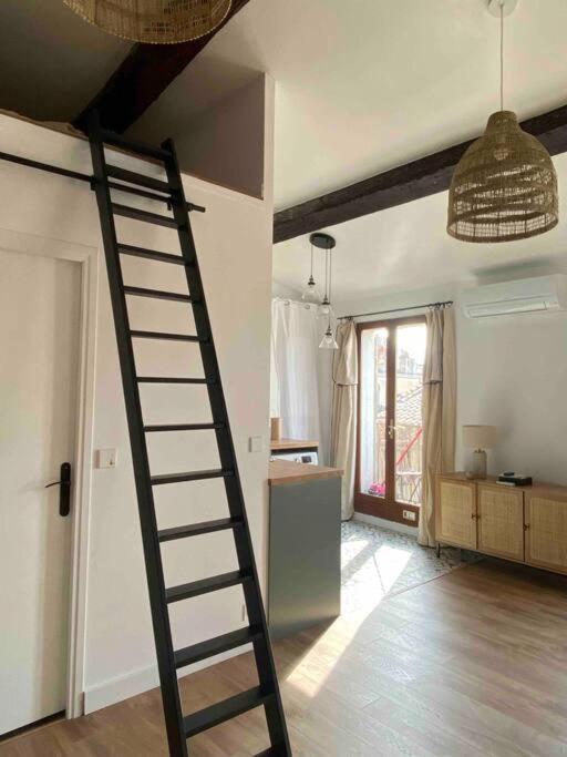 Appartement Le Cocon Marseillais - Panier à Marseille Extérieur photo